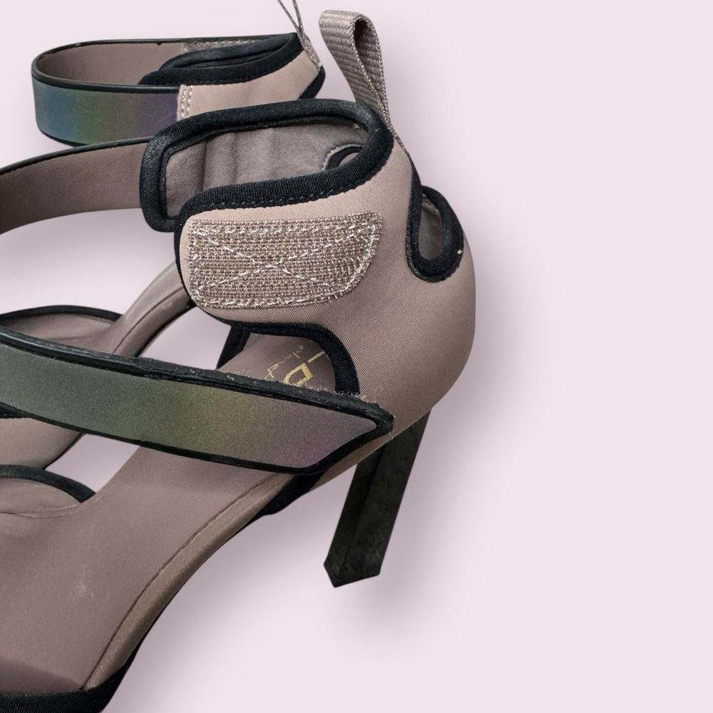 ALDO Crissy heels with light reflective details US 8.5 - Picture 8 of 9